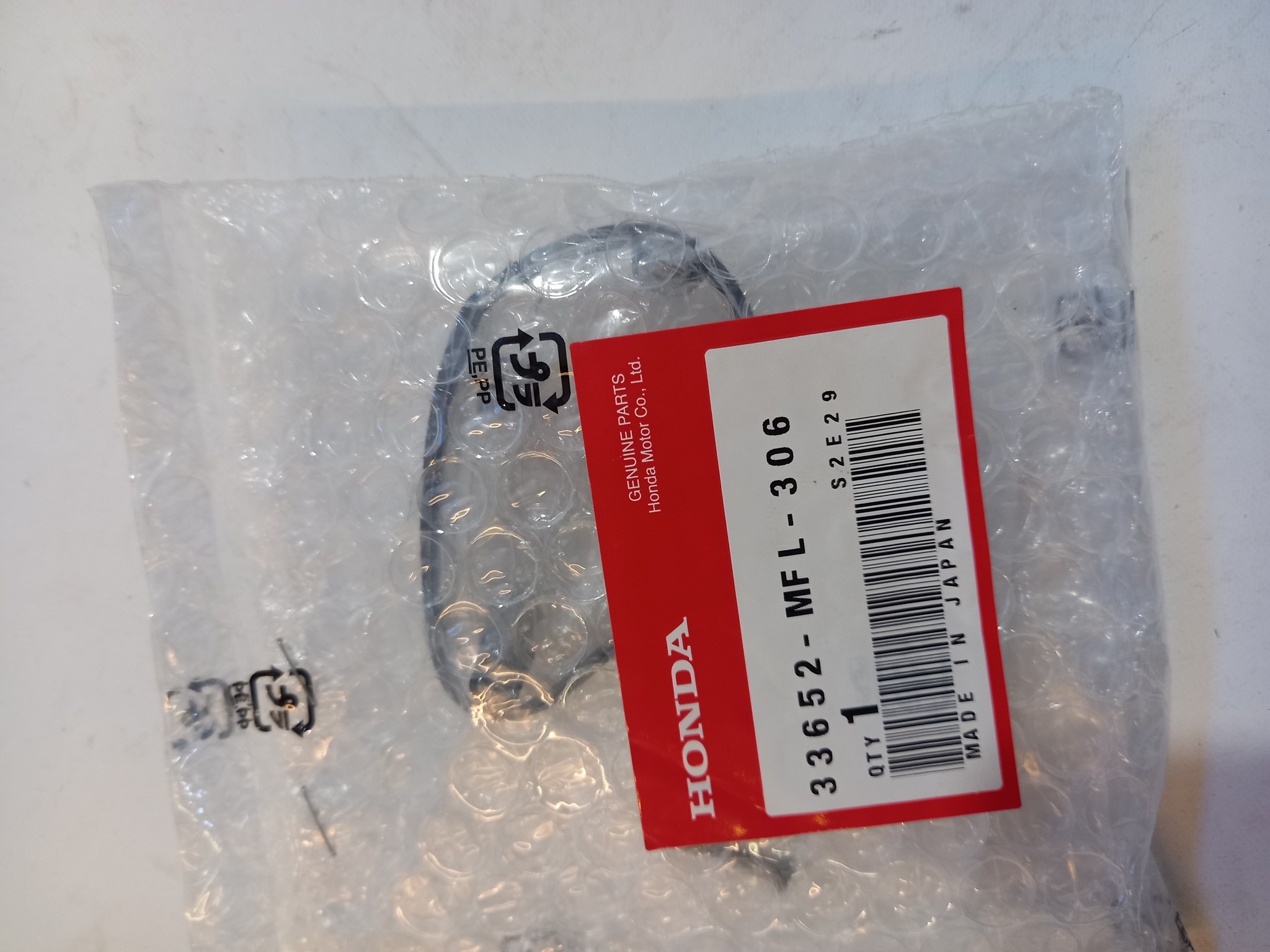 Picture of Honda  STREULINSE & SCHRAUBENSAT  33652-MFL-306